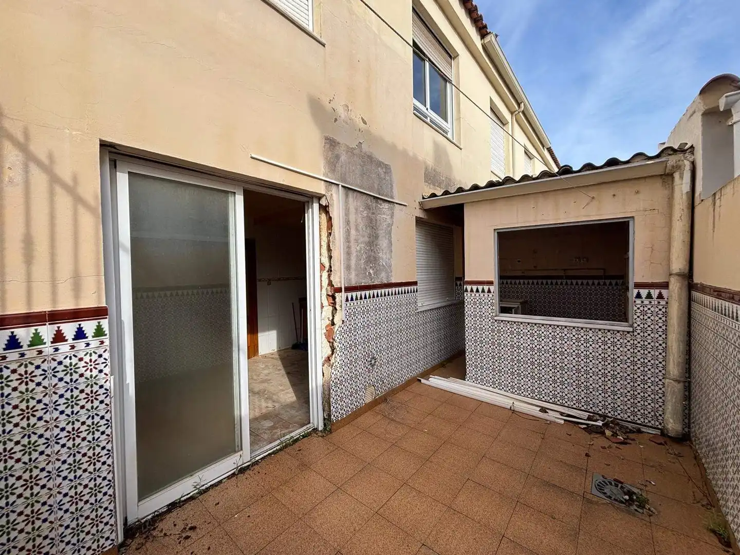 Vista exterior de Casa adosada en venta en Gandia con Terraza