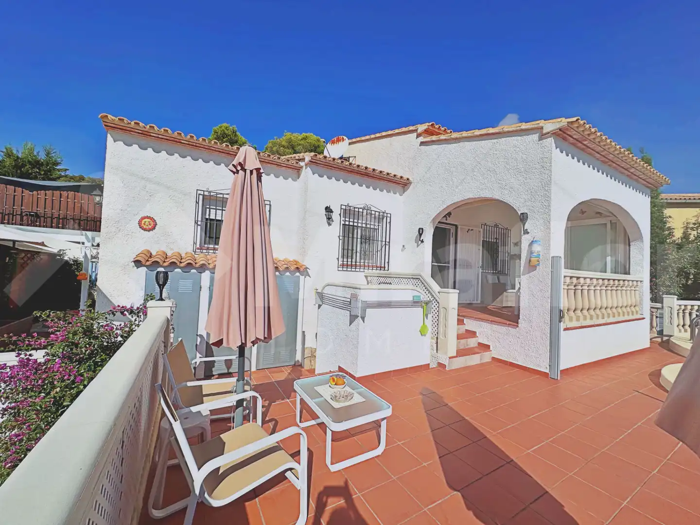 Villa avec piscine à vendre à Urbanització les Bassetes, imagen 2