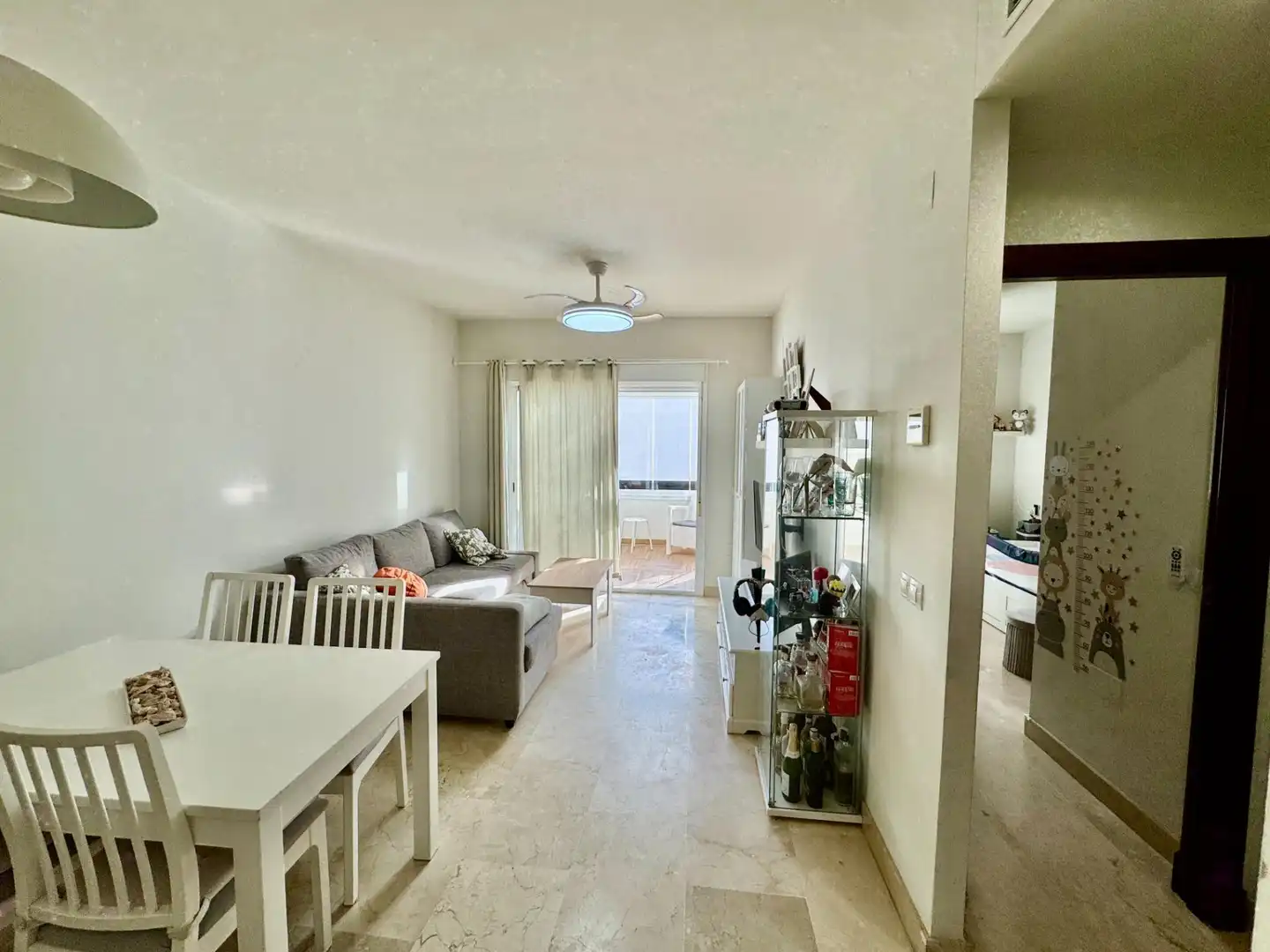 Living room of Attic for sale in Benalmádena  with Air Conditioner, Private garden and Terrace