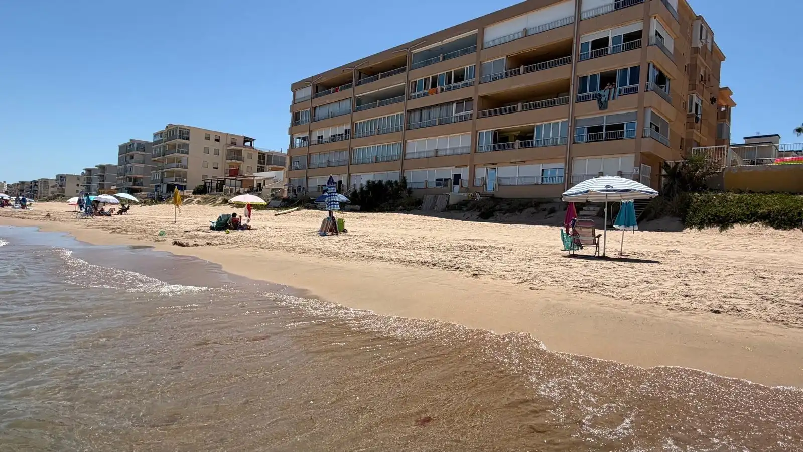 Vista exterior de Piso en venta en Tavernes de la Valldigna con Aire acondicionado