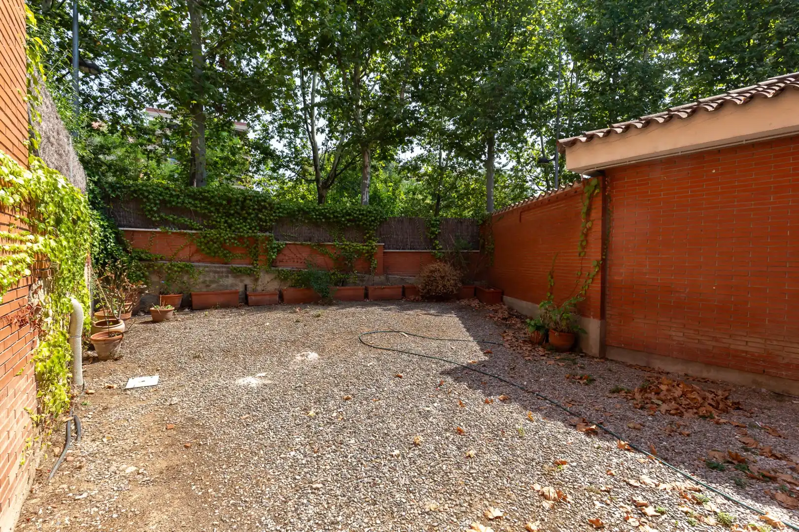 Garden of Ground floor for sale in Sant Cugat del Vallès  with Air Conditioner, Heating and Storage room
