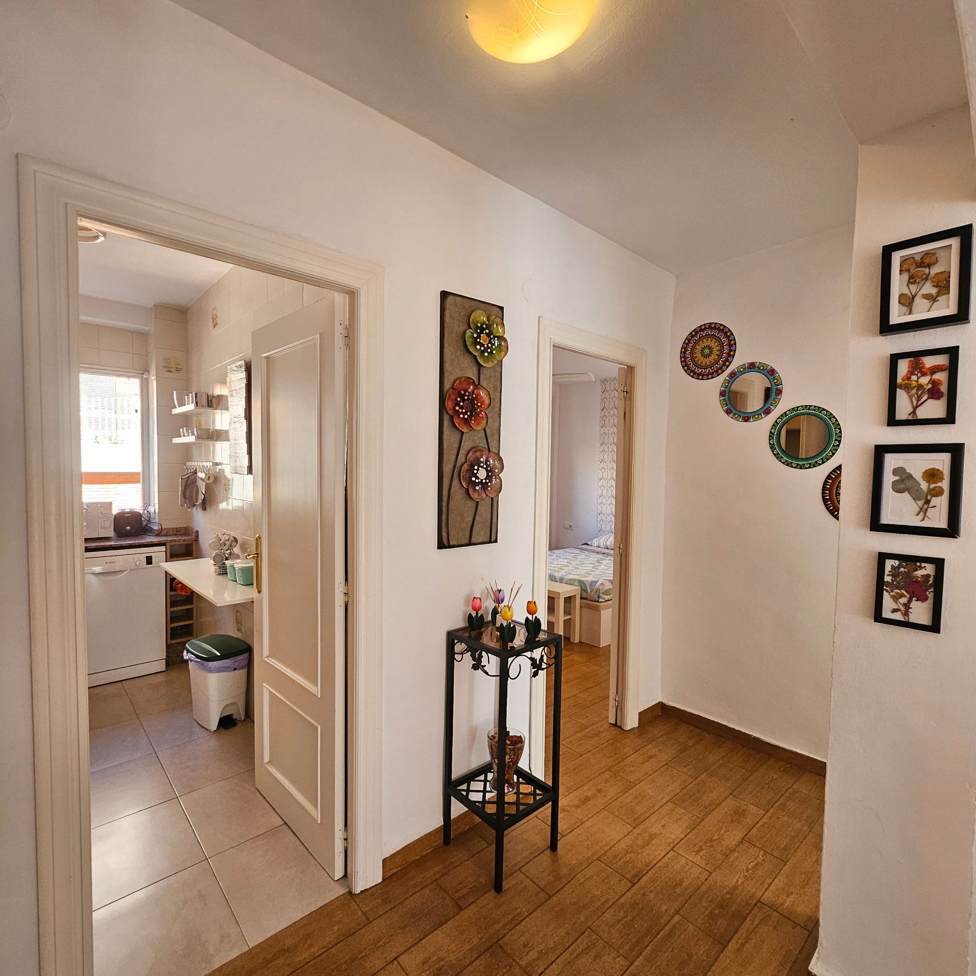 Flat to rent in  Valencia Capital  with Air Conditioner, Heating and Furnished