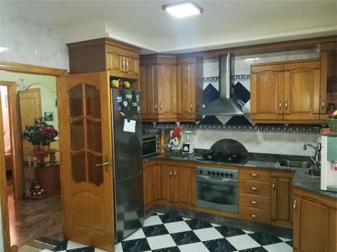 Wohnung mit Aufzug zum Verkauf in Calle Reina Aixa 3