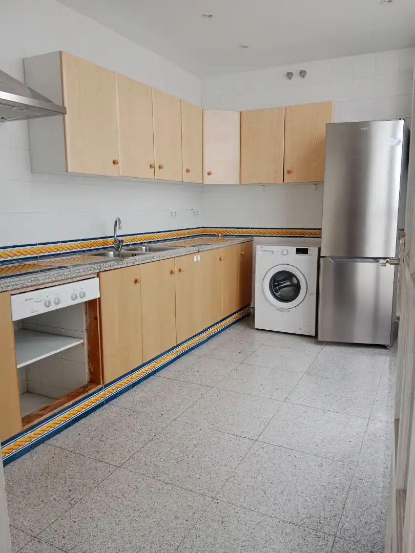 Cocina de Casa o chalet de alquiler en Bollullos de la Mitación con Horno, Lavadora y Balcón