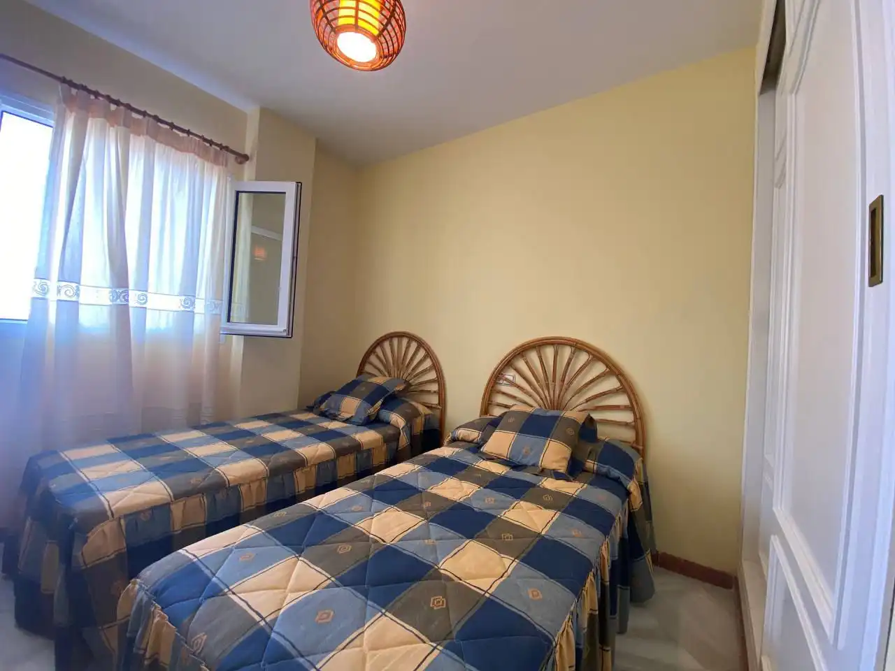Habitación de Apartamento en venta en Islantilla con Terraza