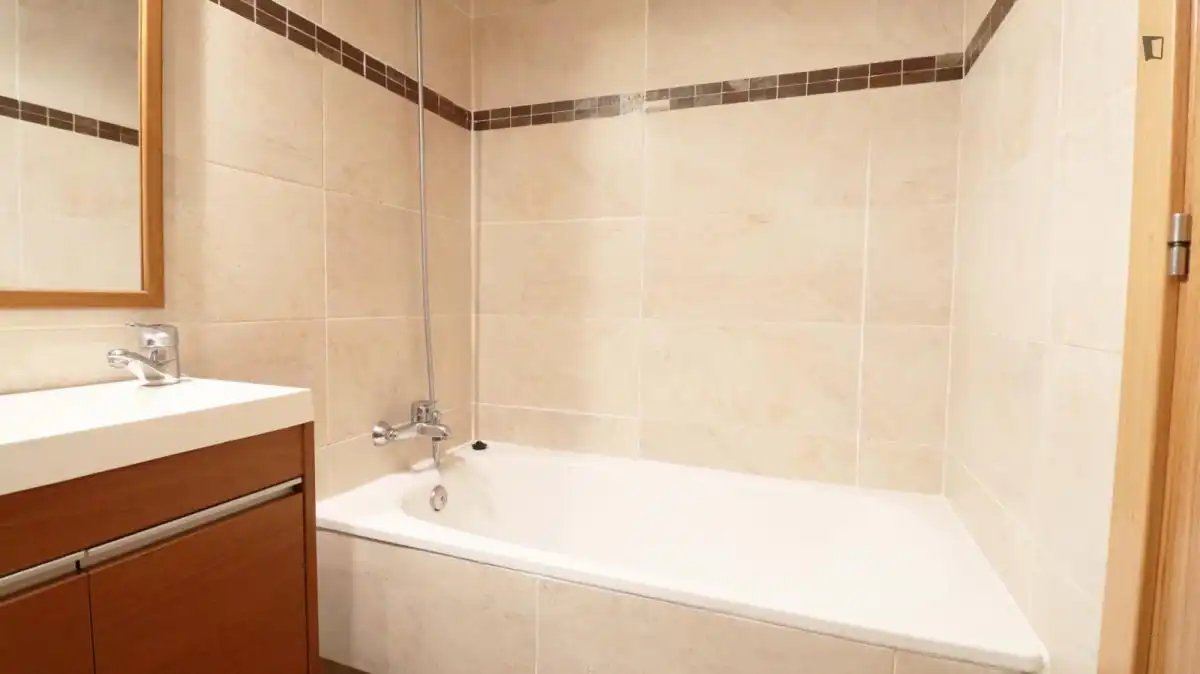 Apartments for rent in Valdeacederas