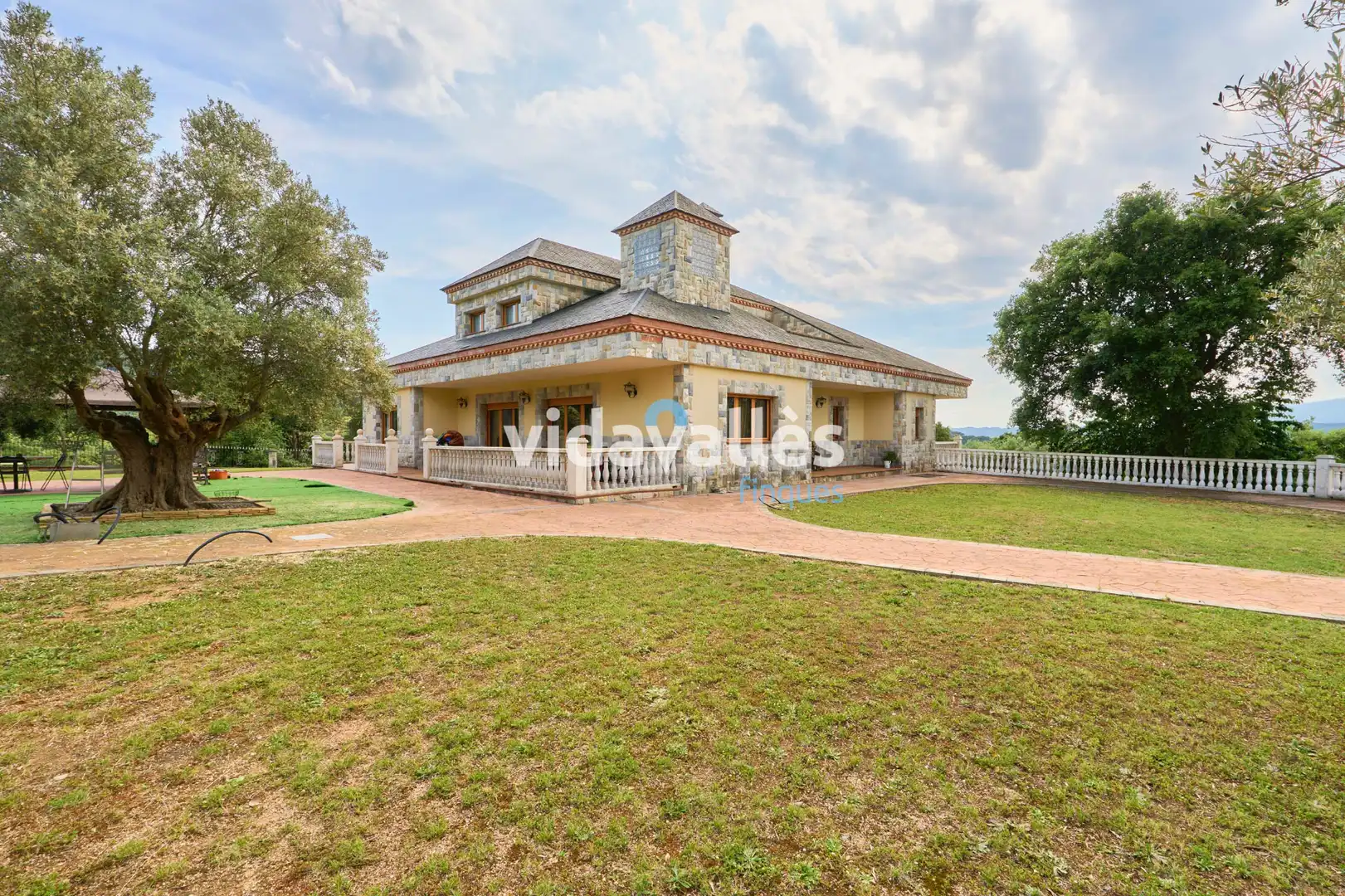 Jardín de Casa o chalet en venta en Sant Celoni con Aire acondicionado, Calefacción y Jardín privado