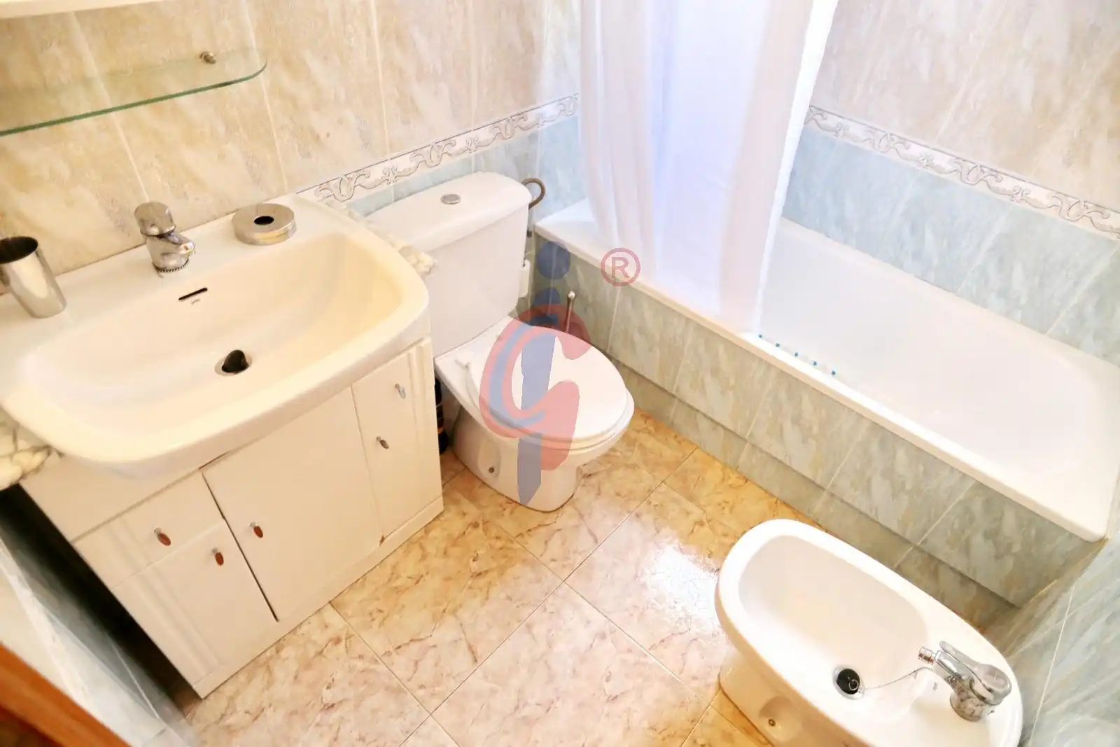 Badezimmer von Wohnungen zur Miete in Guardamar del Segura mit Klimaanlage, Heizung und Terrasse