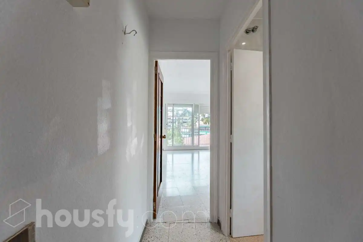 Piso con terraza en venta en Avenida de Santiago Rusiñol ., imagen 23