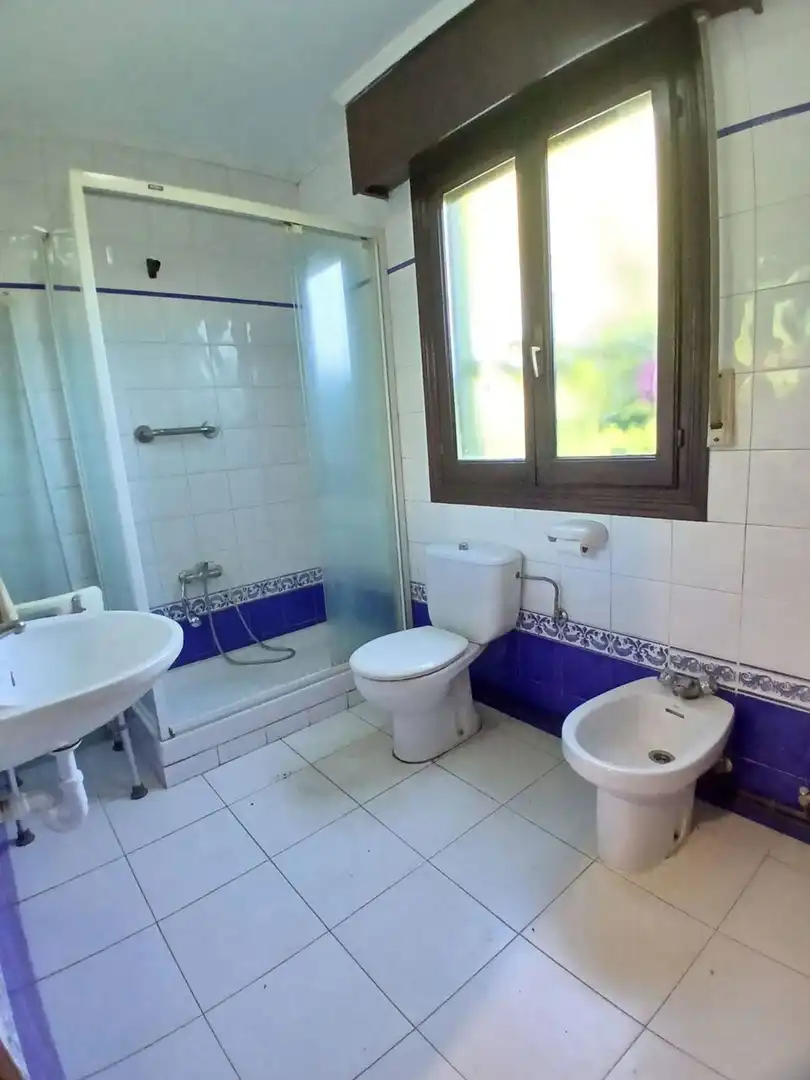 Bathroom of Houses for sale in Gorliz  with Private garden and Terrace