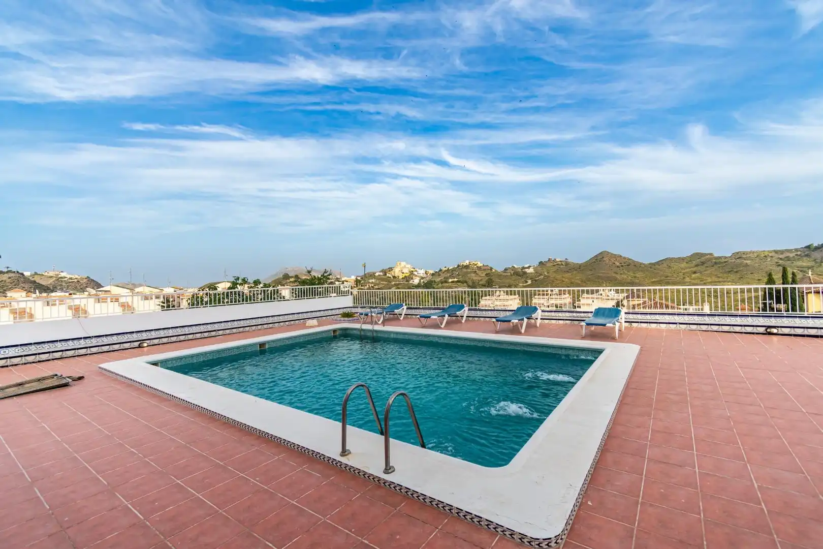 Piscina de Casa o xalet en venda en Águilas amb Aire condicionat, Jardí privat i Terrassa
