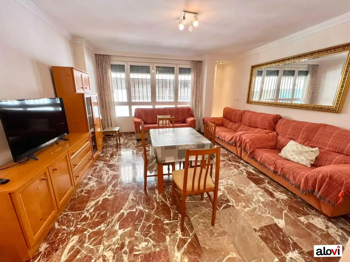 Sala de estar de Piso de alquiler en Granada con Aire acondicionado, Calefacción y Amueblado