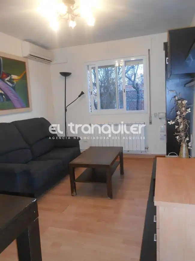 Wohnzimmer von Wohnung zum Verkauf in Madrid mit Klimaanlage, Möbliert und Waschmaschine