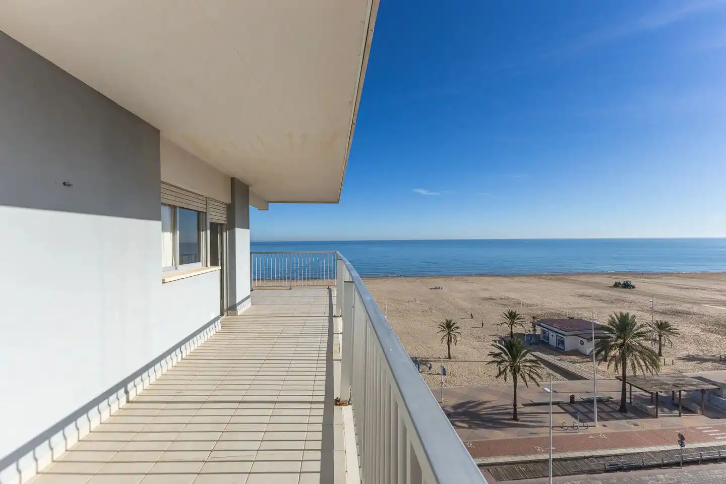 Dormitori de Apartament en venda en Gandia amb Terrassa i Moblat