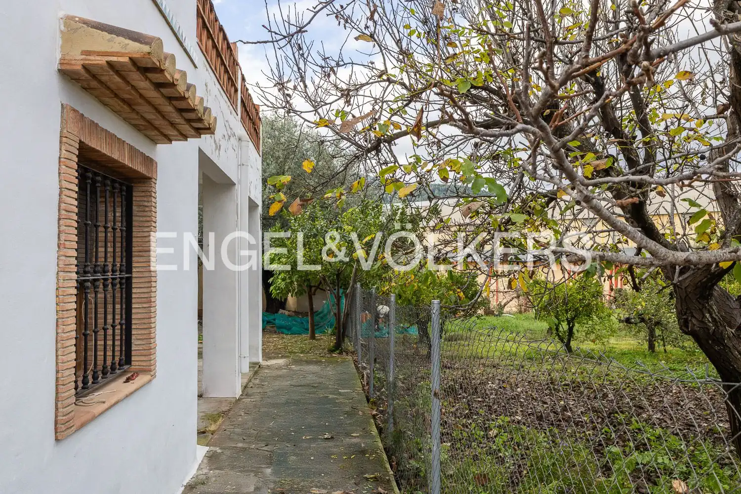 Houses for sale in Orba  with Air Conditioner, Heating and Private garden