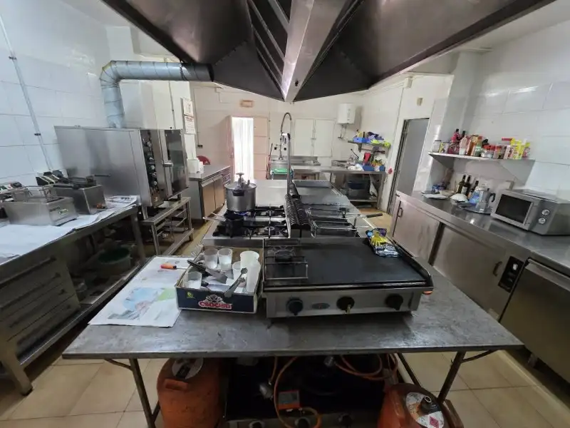 Cocina de Casa o chalet en venta en Valdeobispo con Terraza y Piscina