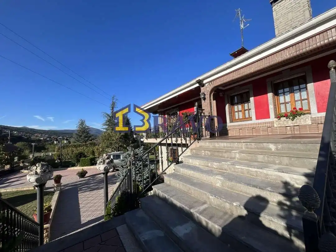 Vista exterior de Casa o chalet en venta en Valle de Mena con Calefacción, Jardín privado y Terraza