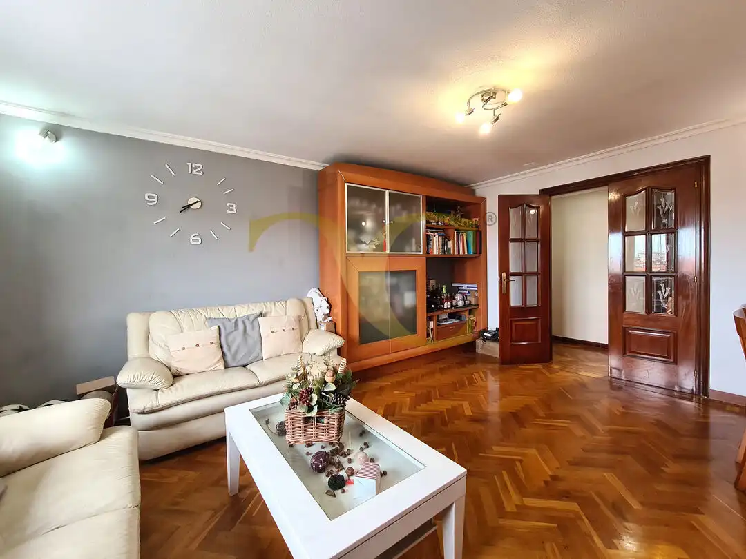 Sala de estar de Piso en venta en Gijón  con Calefacción