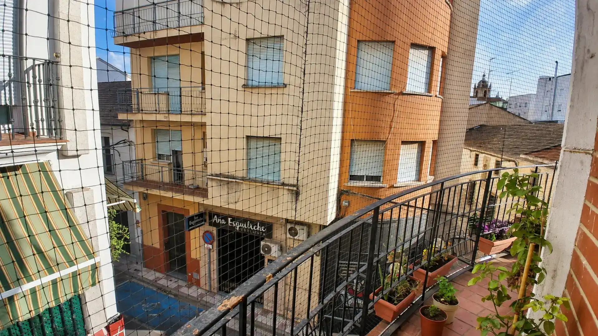 Vista exterior de Piso en venta en Don Benito con Aire acondicionado