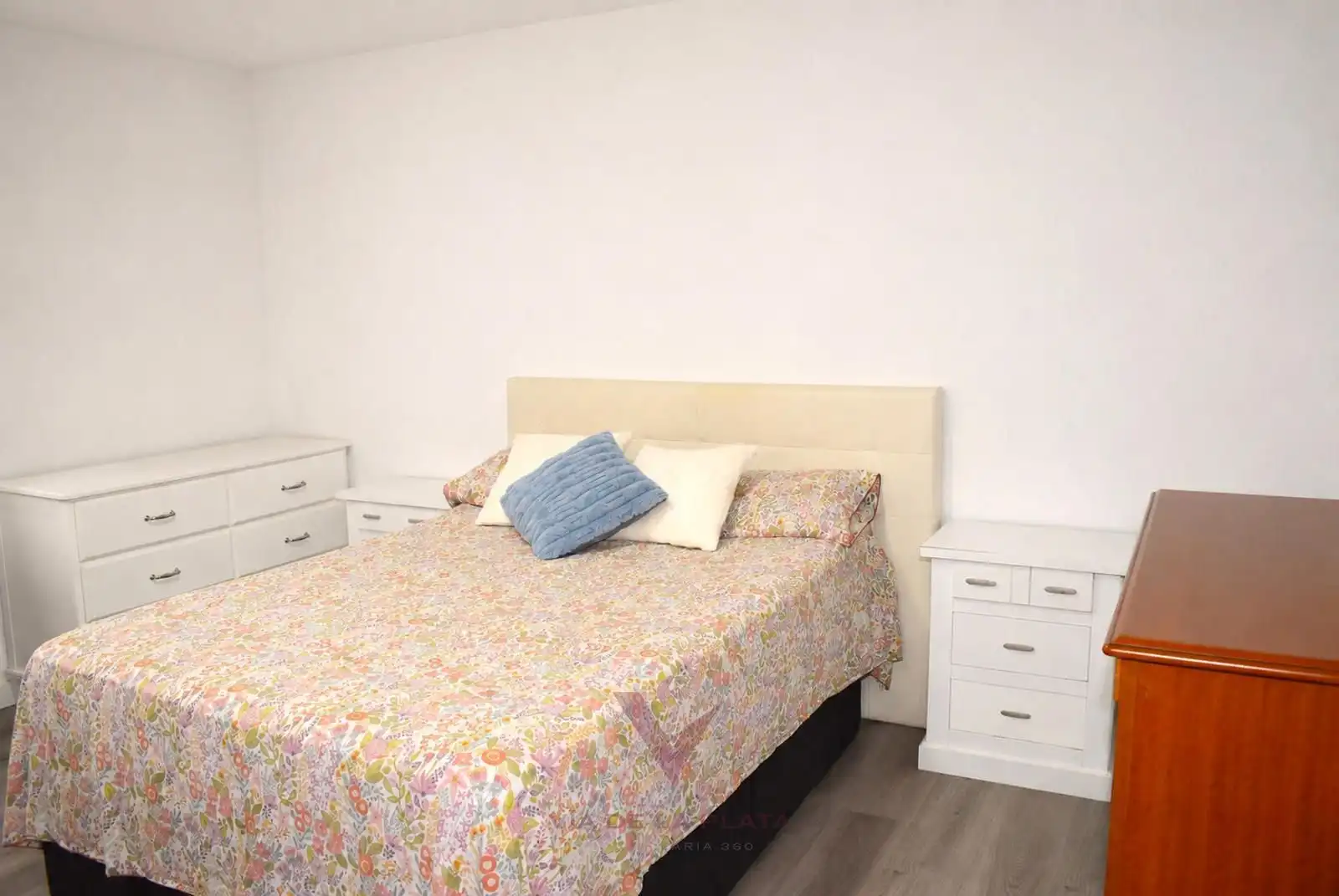 Bedroom of Flat for sale in Cabrerizos  with Heating, Furnished and Oven