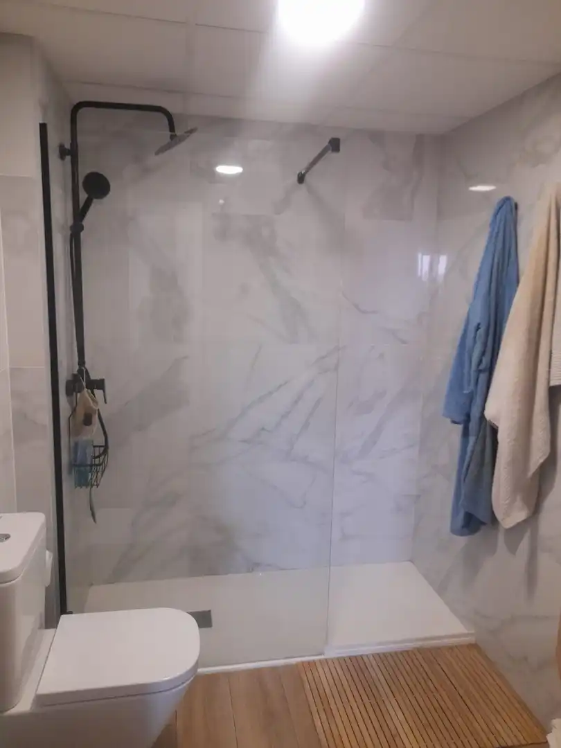 Bany de Apartament en venda en Albacete amb Aire condicionat, Calefacció i Terrassa