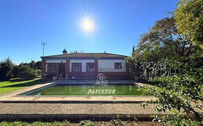 Vista exterior de Casa o xalet en venda en  Córdoba Capital amb Aire condicionat i Piscina