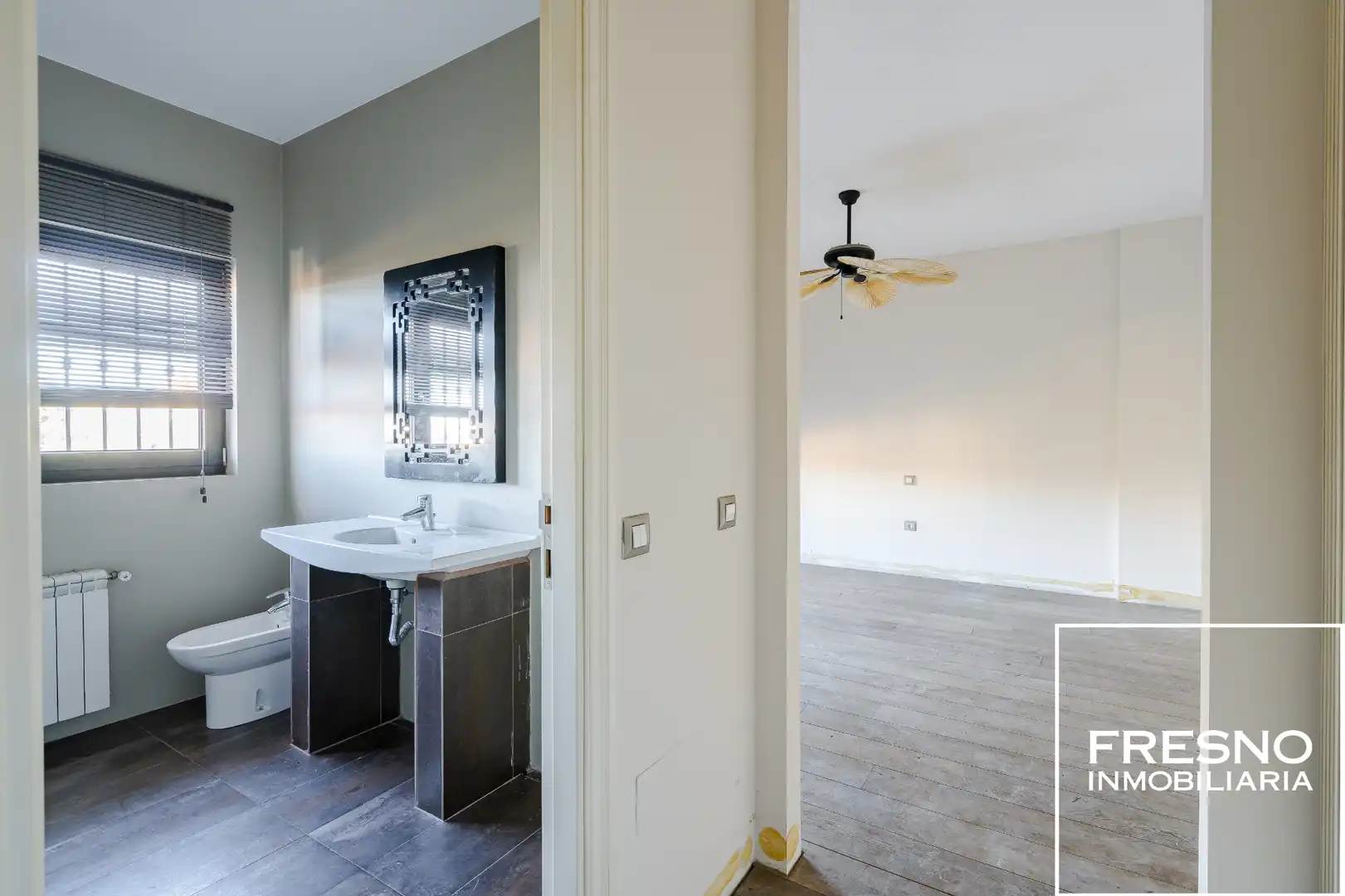 Baño de Casa o chalet en venta en Cobeña con Calefacción, Jardín privado y Trastero