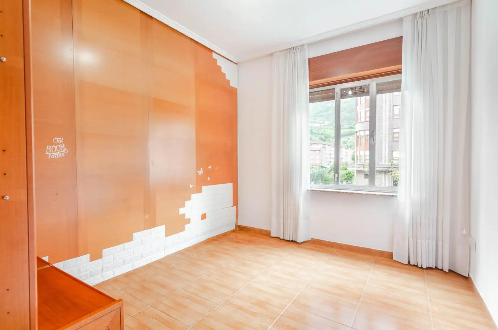 Flat for rent in Calle RAMON PEREZ DE AYALA, 52, San Pedro - Siana