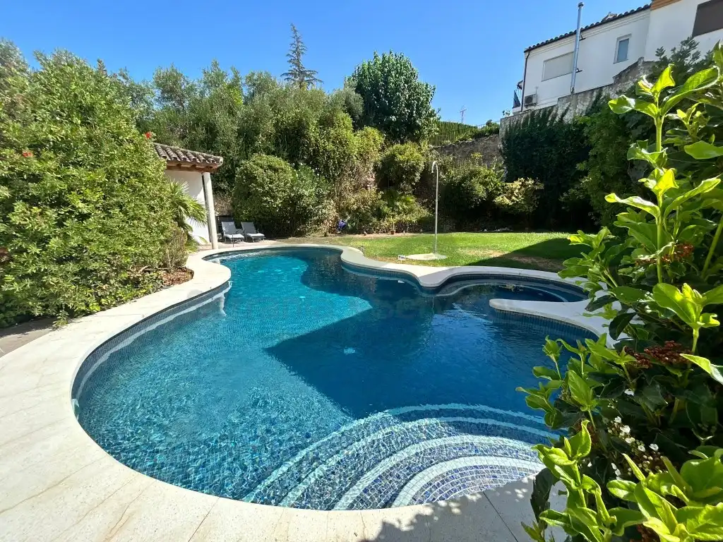 Swimming pool of Houses for sale in Ronda