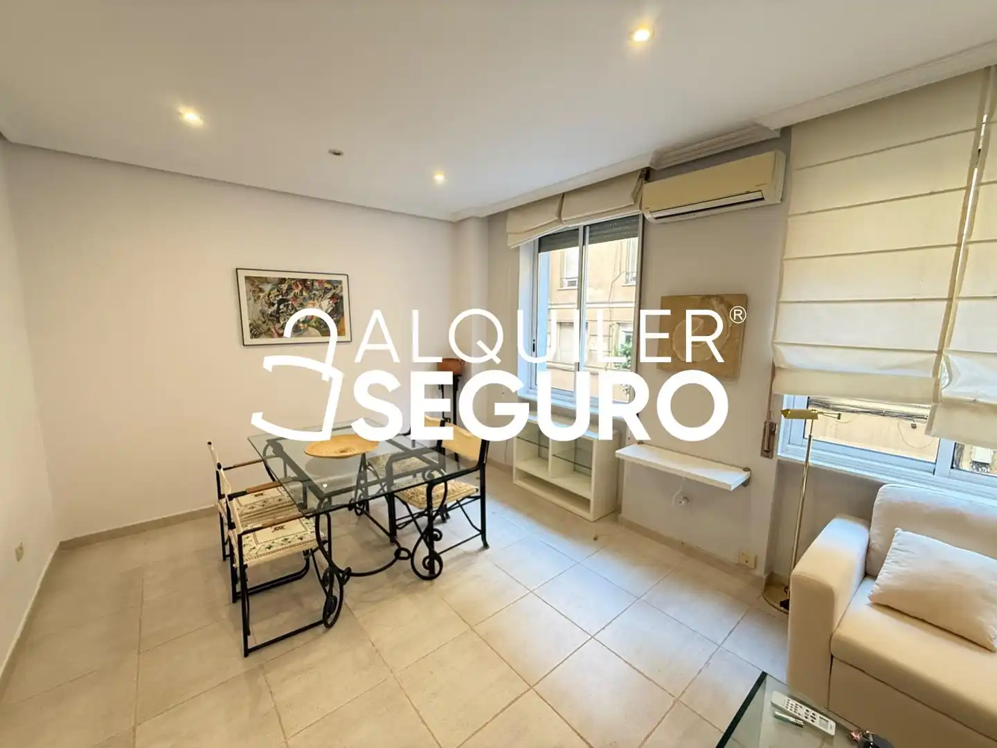 Vista exterior de Piso de alquiler en Madrid con Aire acondicionado, Calefacción y Amueblado
