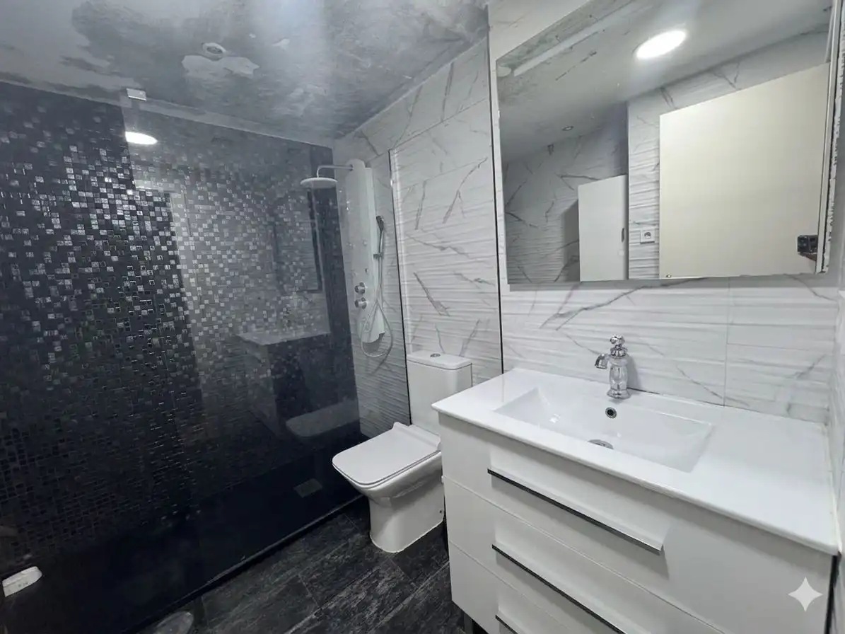 Baño de Casa adosada en venta en Rivas-Vaciamadrid con Aire acondicionado, Calefacción y Jardín privado