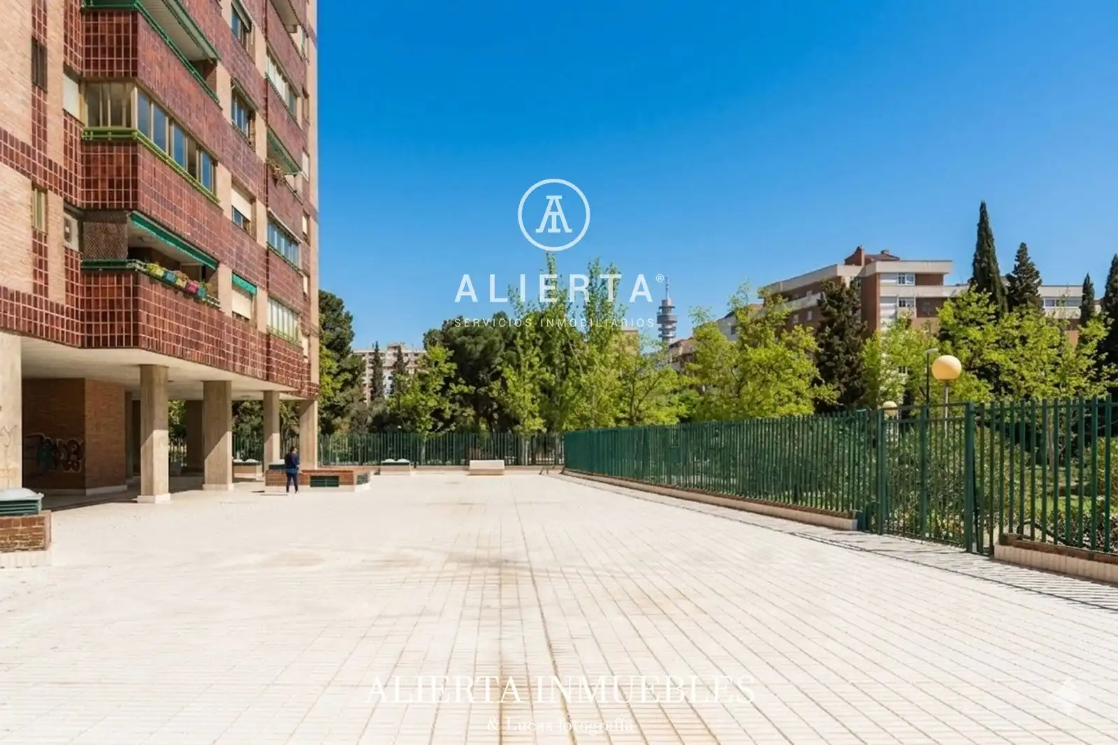 Vista exterior de Piso en venta en Zaragoza con Aire acondicionado, Calefacción y Terraza
