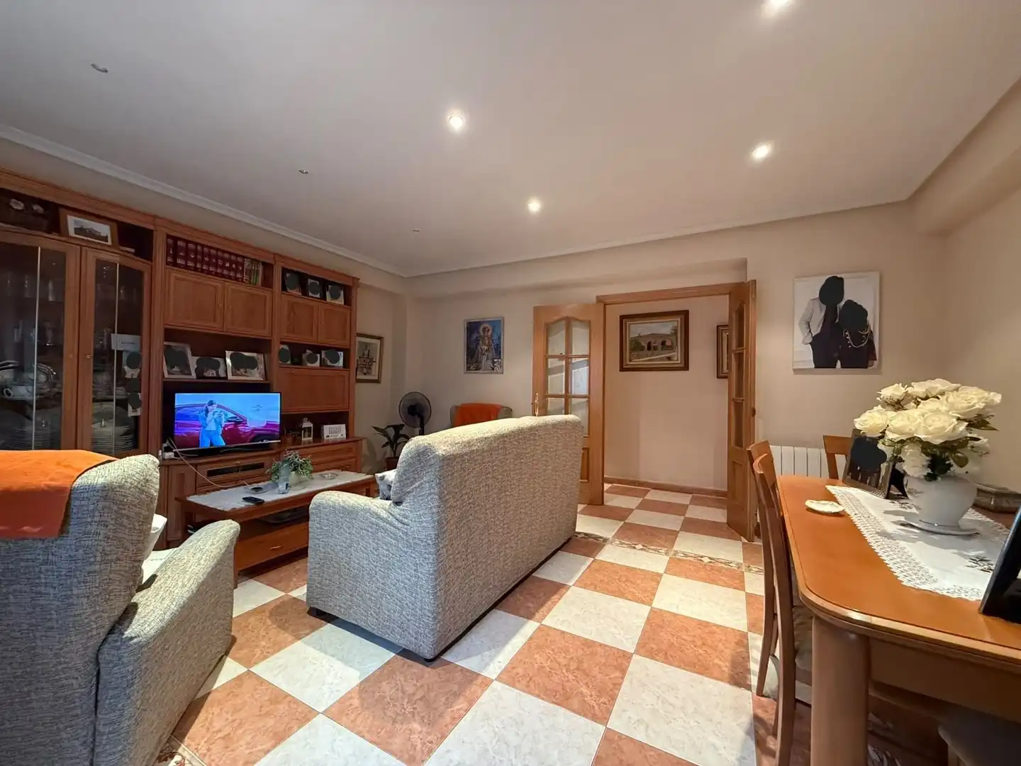 Living room of Flat for sale in Madrid  with Air Conditioner, Heating and Terrace