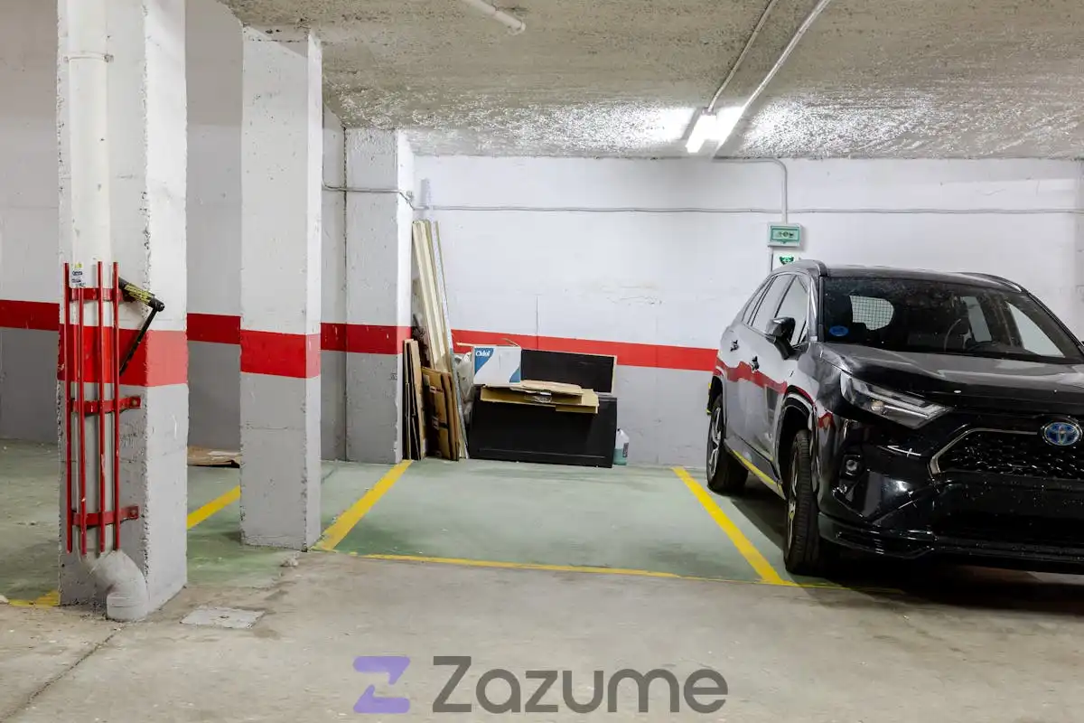 Aparcament de Pis de lloguer en Las Rozas de Madrid amb Aire condicionat, Calefacció i Parquet
