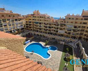 Vista exterior de Àtic en venda en Torrevieja amb Aire condicionat, Calefacció i Terrassa