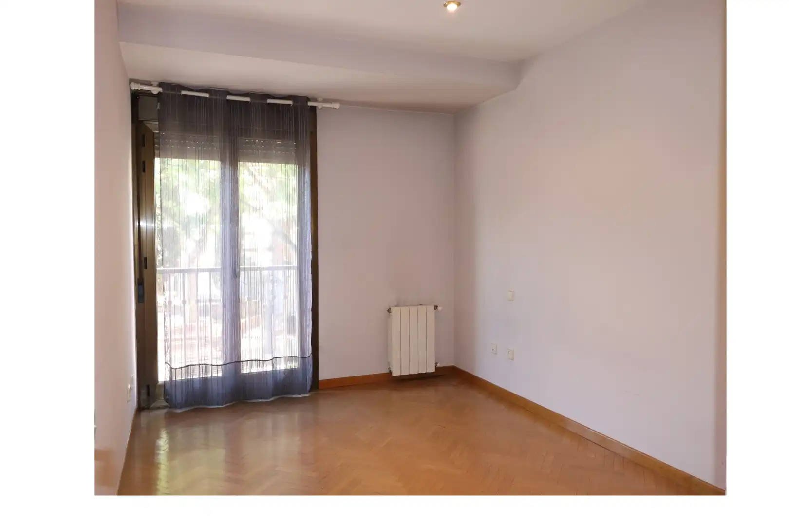 Schlafzimmer von Wohnung zum Verkauf in Pozuelo de Alarcón mit Heizung, Parkett und Gemeinschaftspool