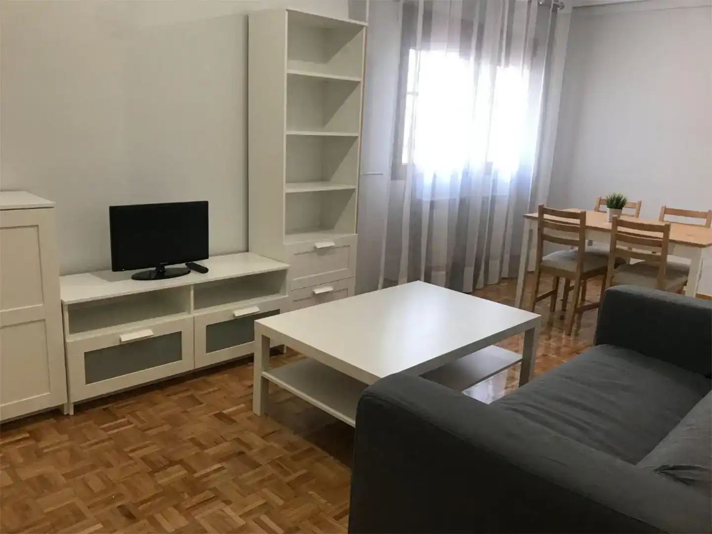 Sala d'estar de Pis en venda en Circular