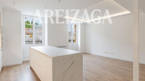 Foto 5 de Piso en venta en Constitución Plaza, 15, Parte Vieja, Donostia - San Sebastián