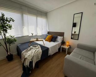 Bedroom of Apartment to share in  Madrid Capital  with Heating, Furnished and Oven