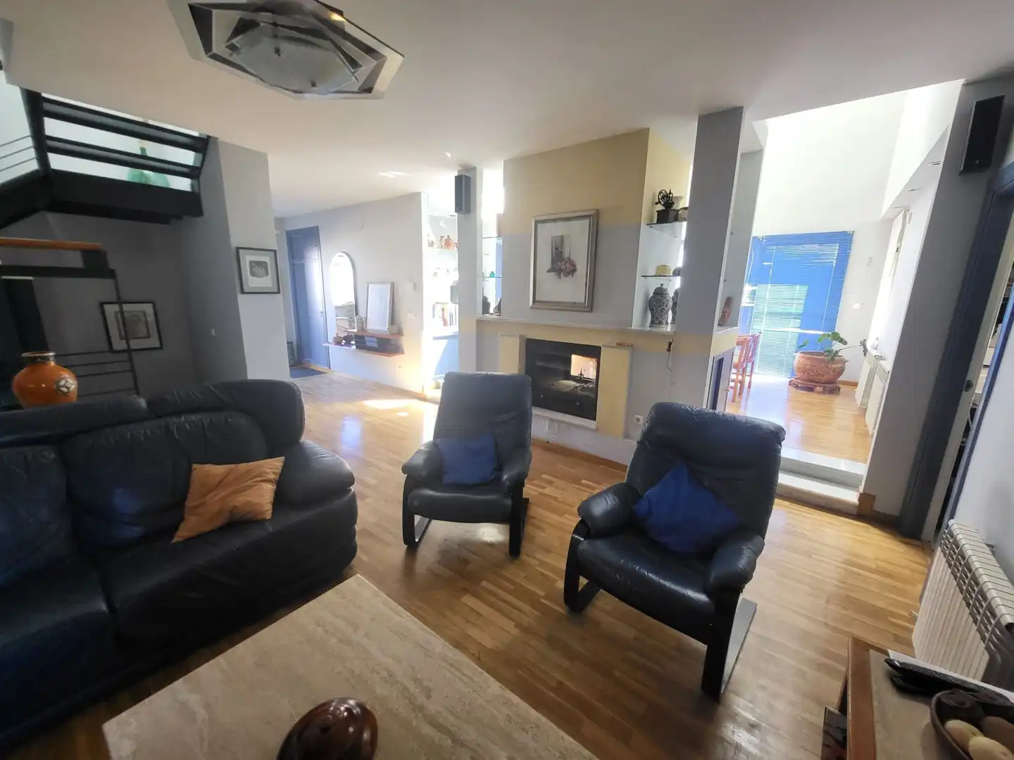 Sala d'estar de Casa o xalet en venda en Albolote amb Aire condicionat, Calefacció i Jardí privat