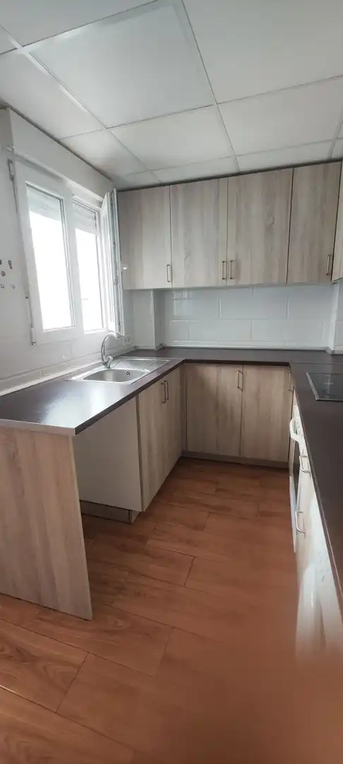 Appartamento con balcone in affitto a Centro, imagen 28