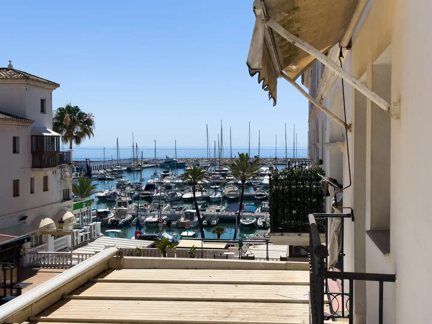 Apartments for sale in Manilva  with Air Conditioner, Terrace and Furnished