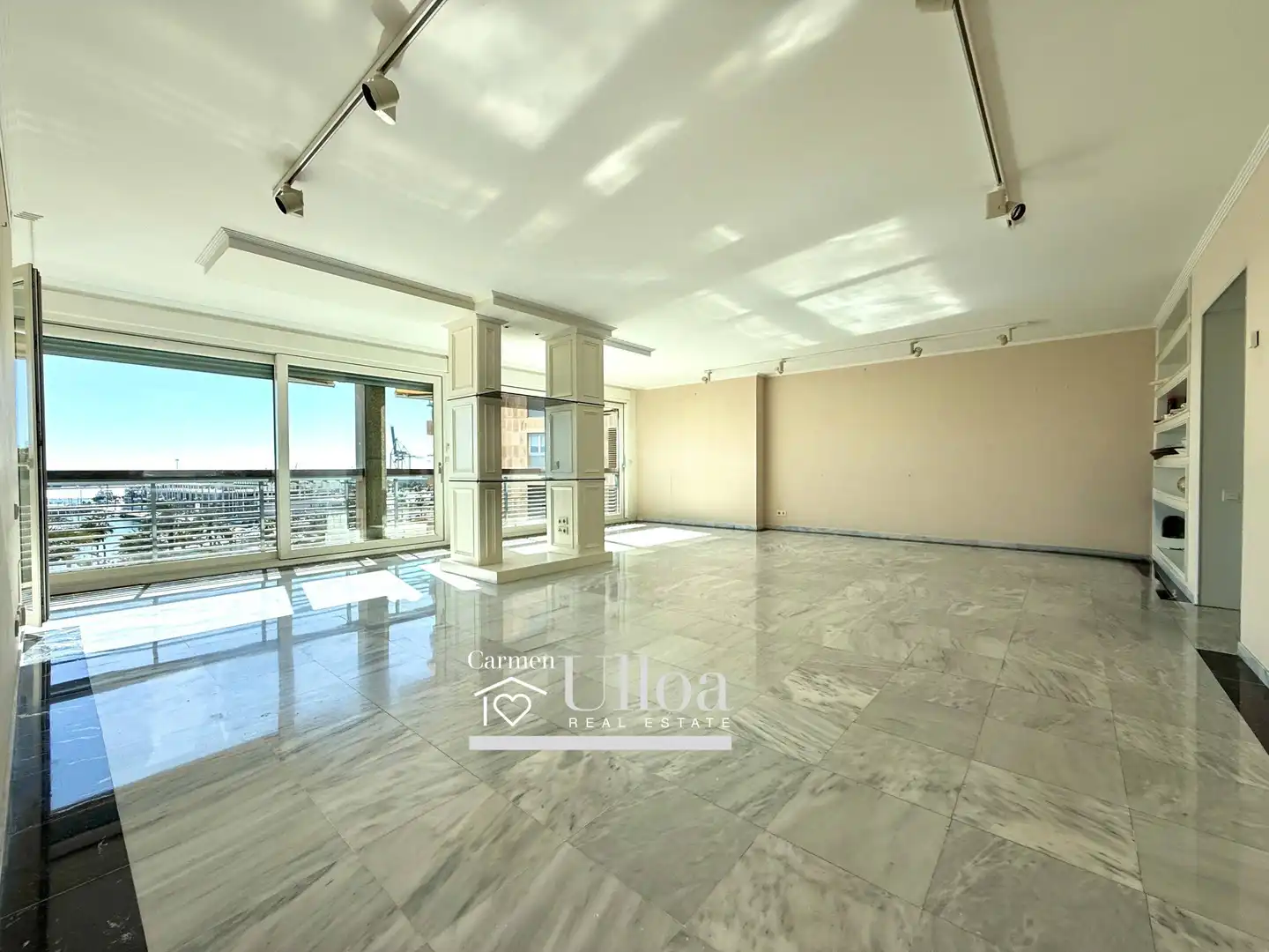 Sala d'estar de Apartament en venda en Alicante / Alacant amb Aire condicionat, Calefacció i Jardí privat