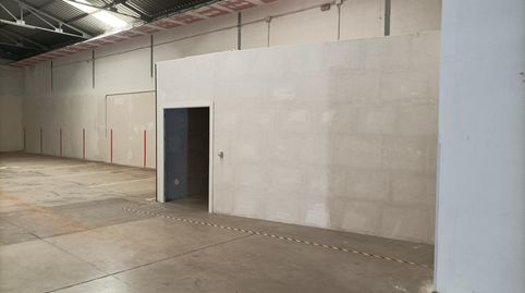 Foto 3 von Fabrikhallen zur Miete in Calle Huelma, Renfe - Bulevar 1ª y 2ª Fase, Jaén Capital