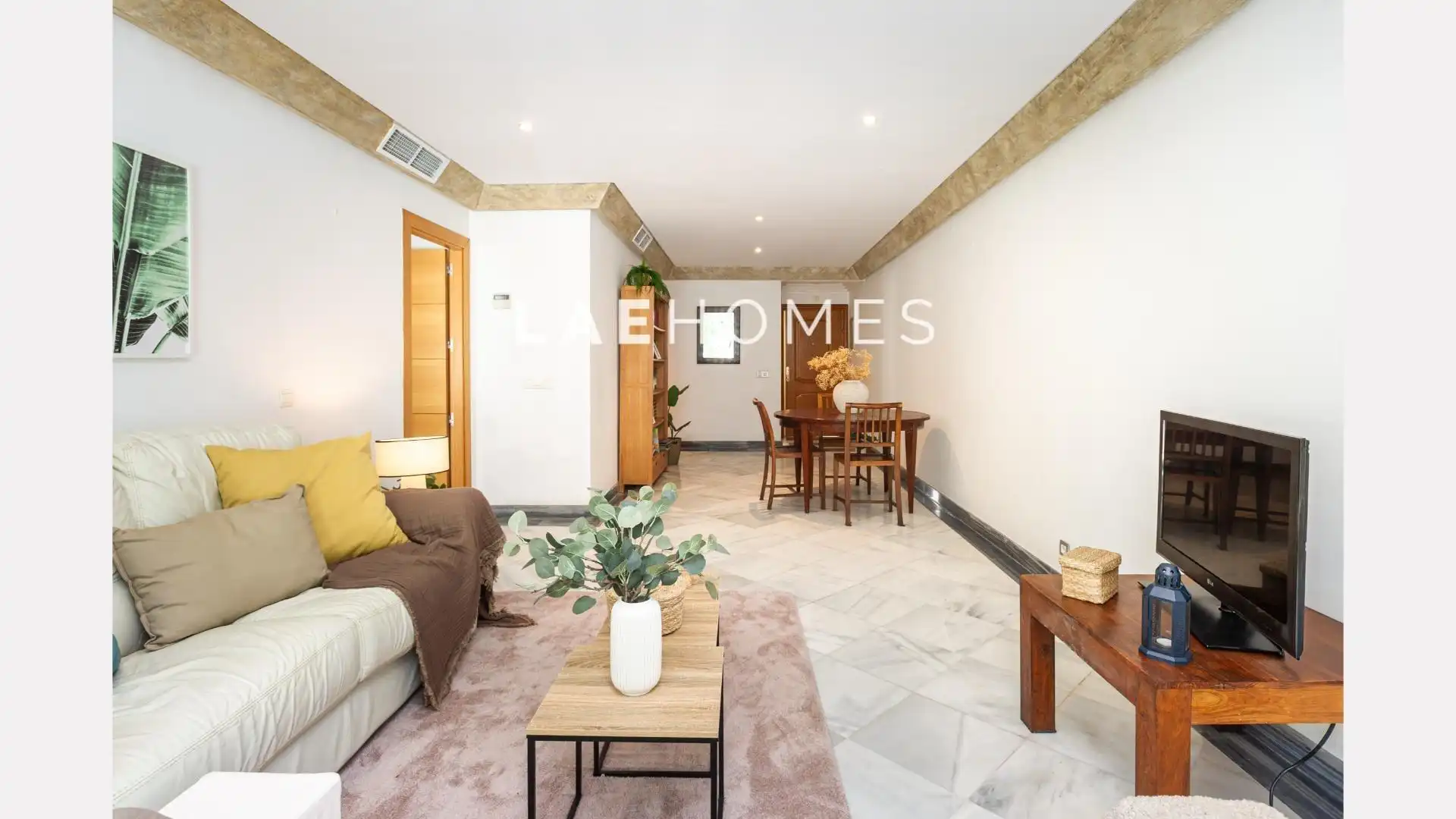Vista exterior de Apartamento en venta en Marbella con Aire acondicionado, Jardín privado y Terraza