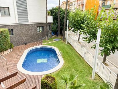 Swimming pool of Single-family semi-detached for sale in Torredembarra  with Private garden, Terrace and Swimming Pool