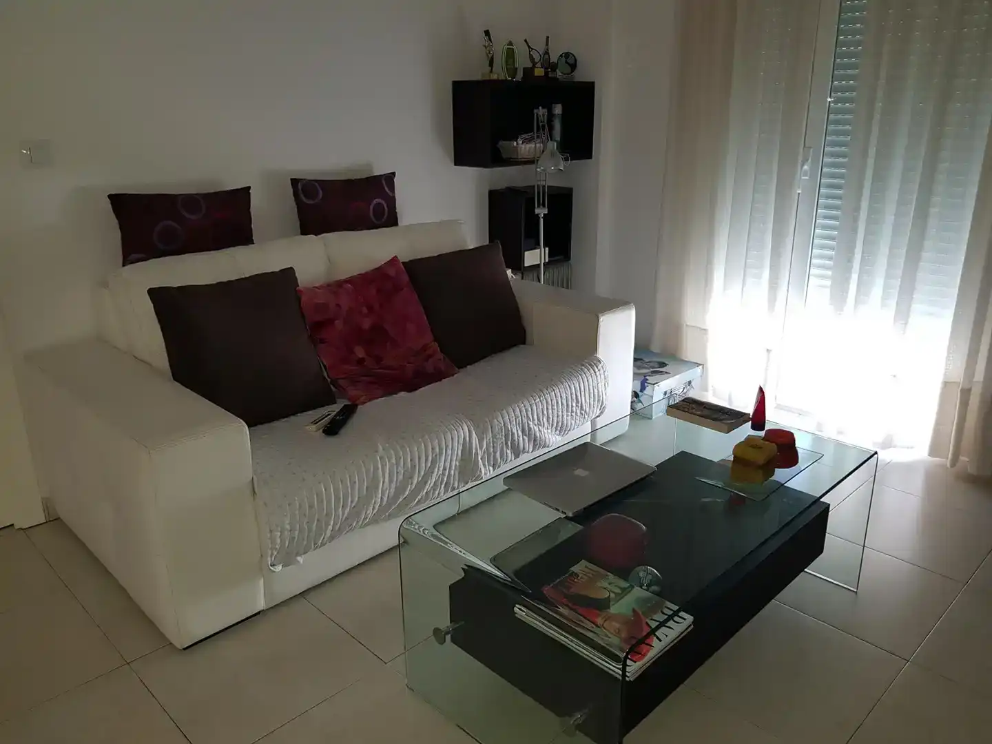 Sala d'estar de Pis en venda en Valverde del Camino amb Aire condicionat i Balcó