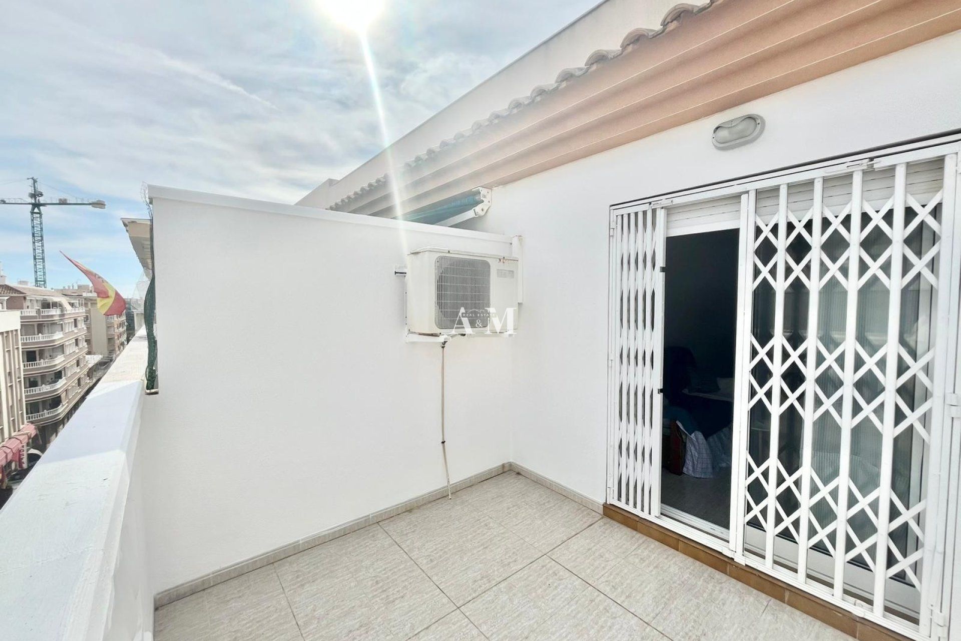Terraza de Ático de alquiler en Torrevieja con Aire acondicionado, Calefacción y Terraza