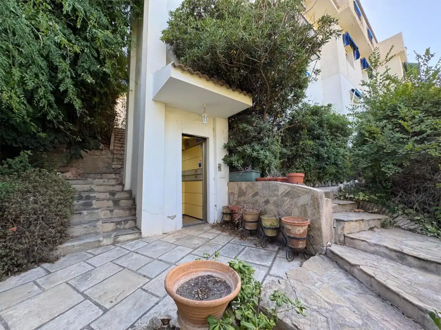 Terrassa de Pis en venda en Málaga amb Jardí privat, Traster i Piscina