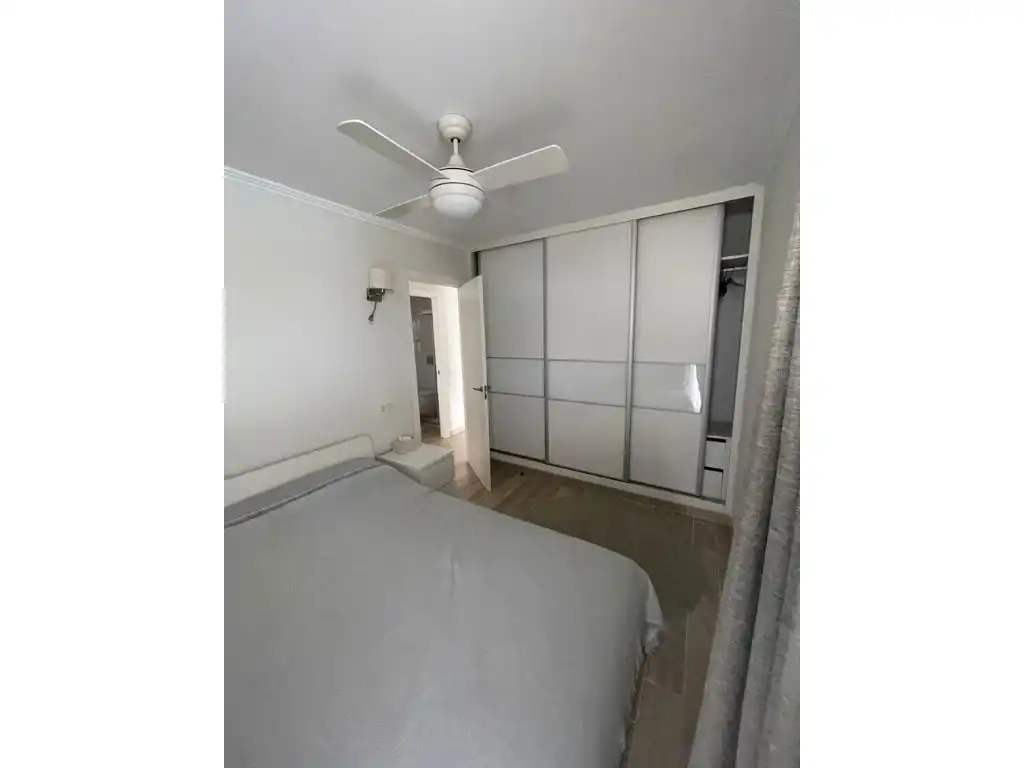 Dormitori de Apartament en venda en Calvià amb Aire condicionat, Terrassa i Balcó